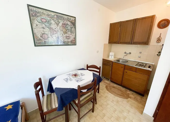 Nadica Apartment *